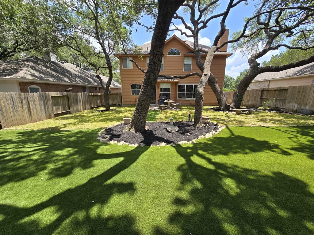 backyard makeover astroturf