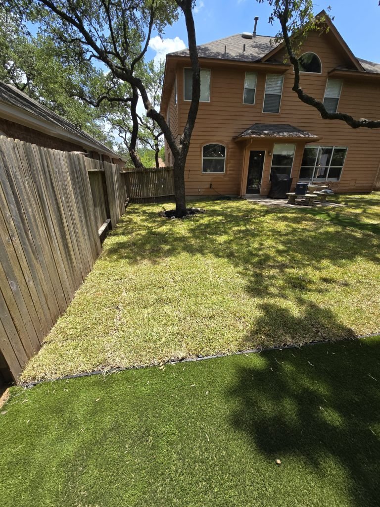 backyard astroturf grass